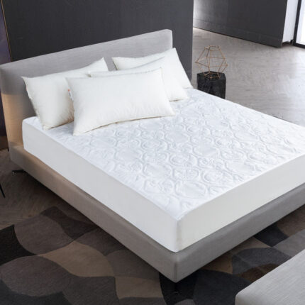 Moisture proof mattress protectors
