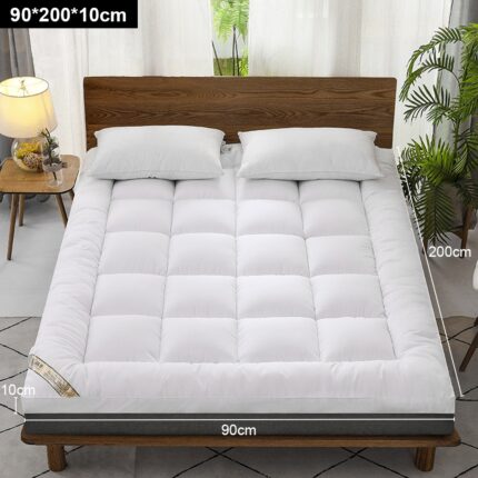 Bed Pillowtop mattress topper