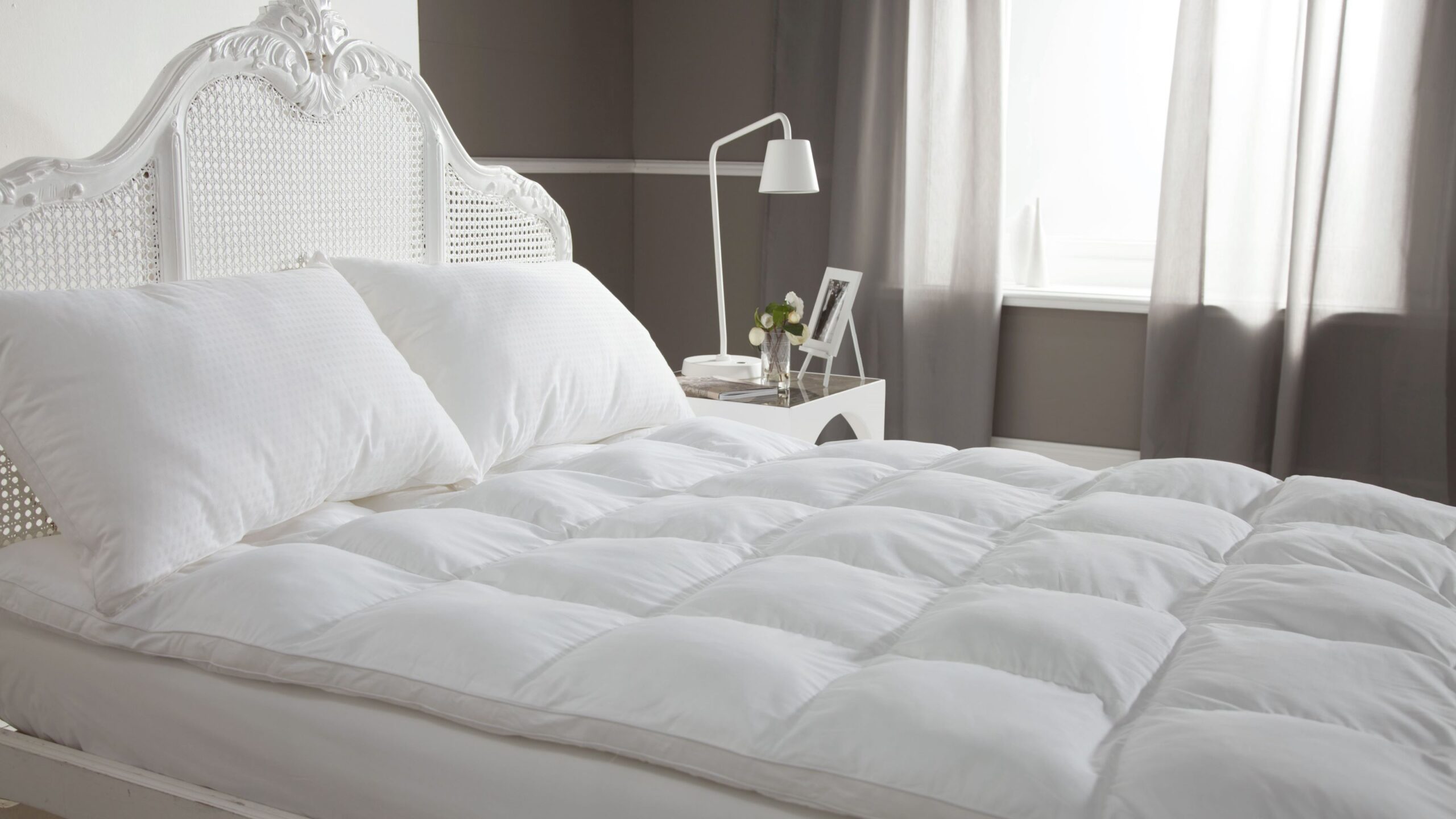 what to look out for when buying a mattress topper